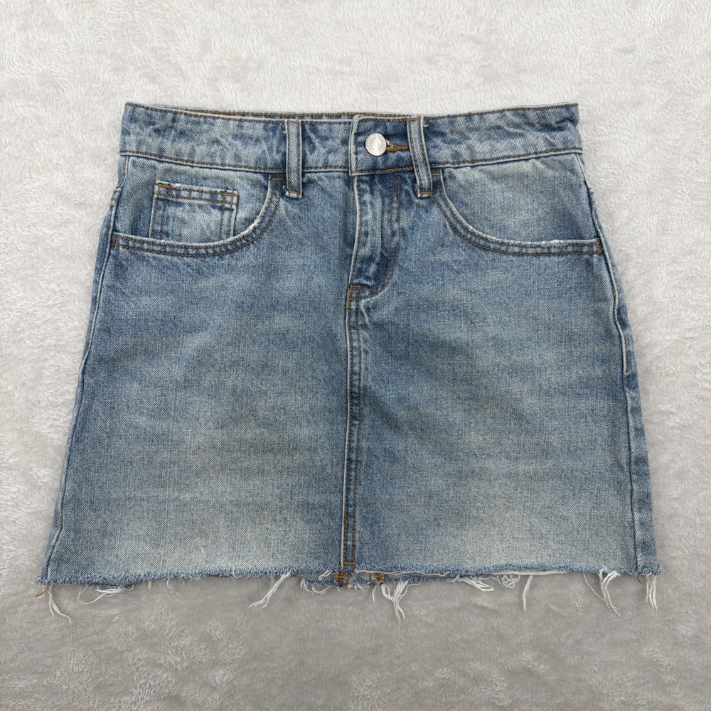 BDG Urban Outfitters Hi-Rise Denim Mini Skirt Womens Size XS 26 Waist Raw Hem